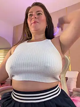 lena paulxo online show from May 24, 2026, 3:23 pm