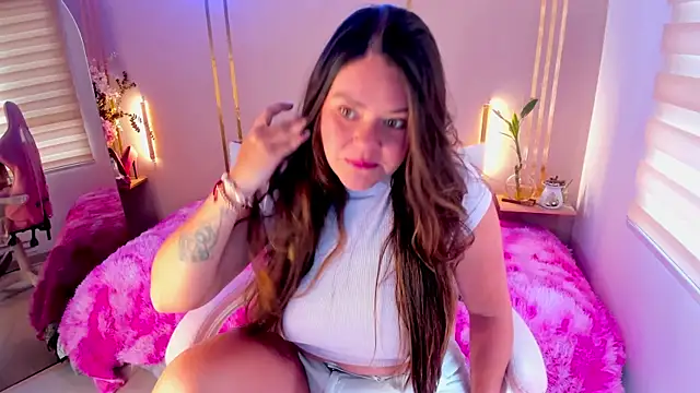 lena paulxo online show from May 16, 2026, 4:17 pm