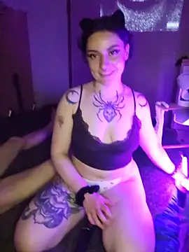Moxxxie online show from May 26, 2026, 8:40 pm