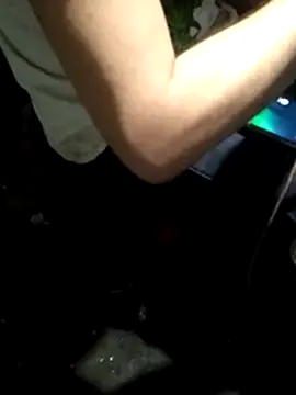 Wero4200 online show from April 6, 2026, 4:57 am