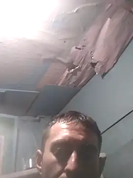 Wero4200 online show from November 17, 2025, 6:06 am