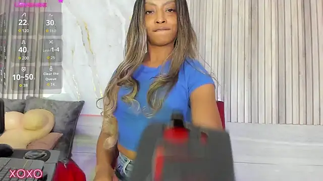 BriannaChelsea online show from November 18, 2025, 11:57 am