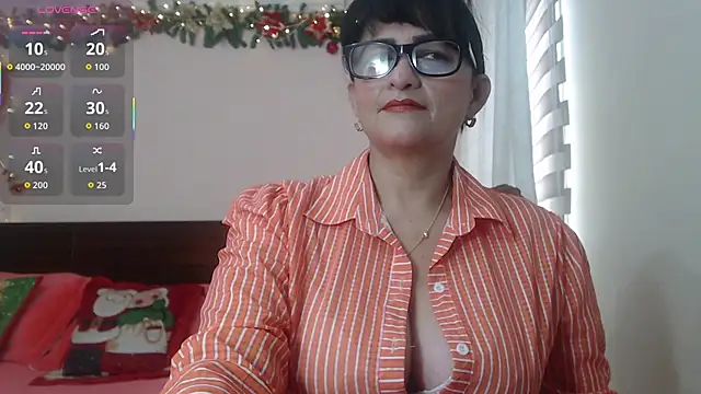 ISABEEL SOFIA01 online show from October 16, 2025, 1:52 pm