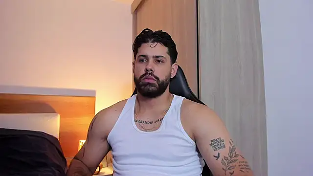 Snapshot of Justyn_Torres chatting on March 11, 2025, 2:51 pm Justyn Torres online show from March 11, 2025, 2:51 pm