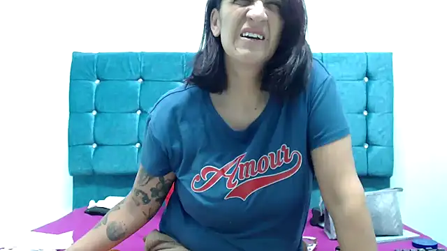 Snapshot of valentinaricothx chatting on October 4, 2025, 7:26 pm valentinaricothx online show from October 4, 2025, 7:26 pm