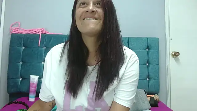 Snapshot of valentinaricothx chatting on March 19, 2025, 6:23 pm valentinaricothx online show from March 19, 2025, 6:23 pm