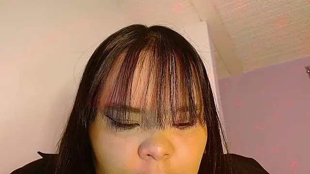 sexychubby    online show from May 9, 2026, 9:29 pm
