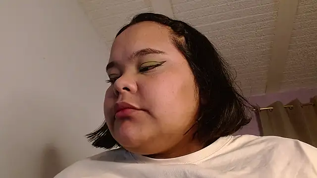 sexychubby    online show from January 31, 2026, 7:12 pm