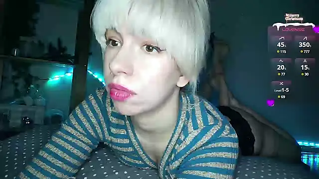 Snapshot of cruellagoth666 chatting on January 30, 2025, 4:24 pm cruellagoth666 online show from January 30, 2025, 4:24 pm