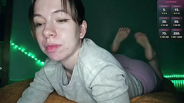Snapshot of cruellagoth666 chatting on October 2, 2025, 12:03 am cruellagoth666 online show from October 2, 2025, 12:03 am