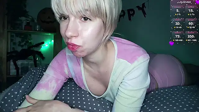 Snapshot of cruellagoth666 chatting on December 4, 2024, 6:55 pm cruellagoth666 online show from December 4, 2024, 6:55 pm