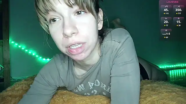 Snapshot of cruellagoth666 chatting on September 22, 2025, 10:27 pm cruellagoth666 online show from September 22, 2025, 10:27 pm