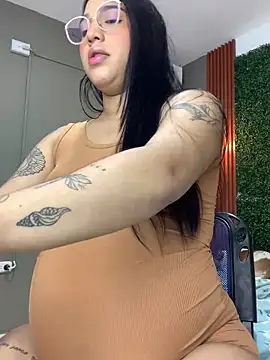 Amandanauty online show from March 1, 2025, 12:39 am