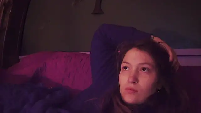 Snapshot of Angelk43 chatting on February 8, 2026, 8:34 am Angelk43 online show from February 8, 2026, 8:34 am