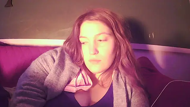 Snapshot of Angelk43 chatting on December 20, 2025, 6:49 am Angelk43 online show from December 20, 2025, 6:49 am