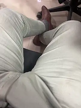 Bareilly Boy1 online show from February 26, 2025, 1:22 pm