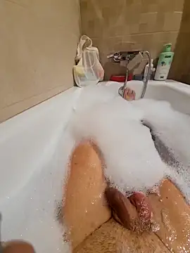 Snapshot of 987654Alf chatting on February 17, 2025, 2:17 pm 987654Alf online show from February 17, 2025, 2:17 pm