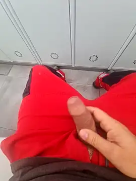 Snapshot of 987654Alf chatting on November 18, 2025, 10:18 am 987654Alf online show from November 18, 2025, 10:18 am