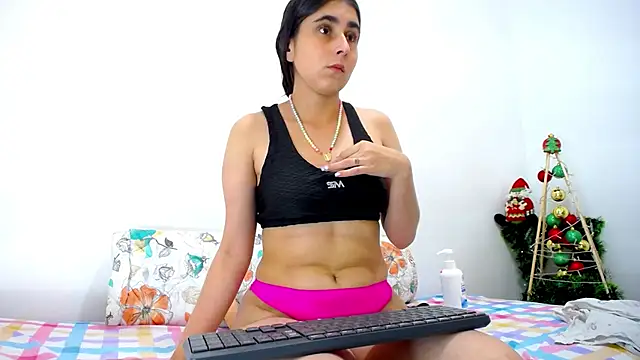 Snapshot of camila_camila chatting on January 3, 2025, 2:08 pm camila camila online show from January 3, 2025, 2:08 pm