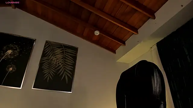 NickyLawson online show from January 7, 2026, 4:50 am