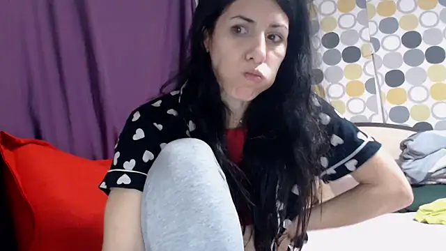 sexyevalove online show from November 22, 2025, 5:06 am