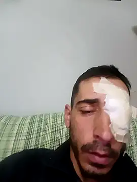 Raul7kpn online show from November 23, 2025, 1:15 am