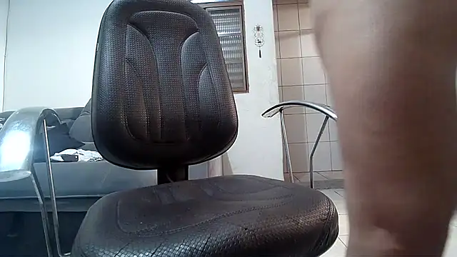 Snapshot of CherrylBee2022 chatting on September 13, 2025, 7:47 pm CherrylBee2022 online show from September 13, 2025, 7:47 pm