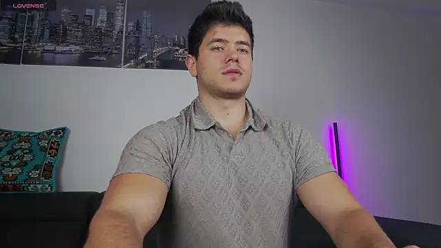 Arilas  online show from November 27, 2025, 7:31 am