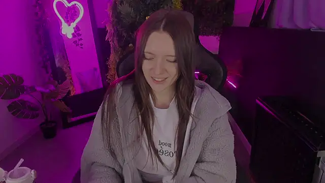 Snapshot of JennyDens chatting on February 17, 2026, 2:14 pm JennyDens online show from February 17, 2026, 2:14 pm