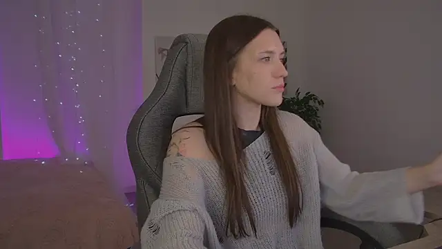 Snapshot of JennyDens chatting on February 11, 2026, 3:56 pm JennyDens online show from February 11, 2026, 3:56 pm