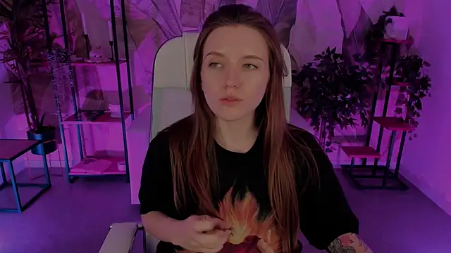 JennyDens online show from March 11, 2025, 4:19 am