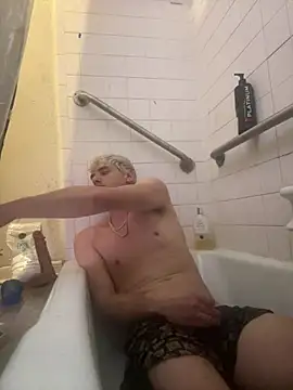 zack111g online show from March 9, 2026, 6:17 am