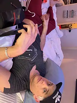 zack111g online show from January 12, 2025, 7:11 am