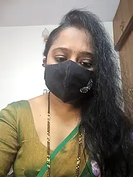 sexynayan23 online show from November 28, 2025, 4:56 am