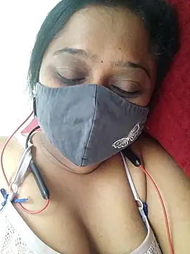 sexynayan23 online show from April 1, 2026, 1:52 pm