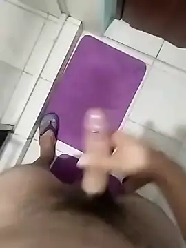 Emanuel45js online show from November 3, 2025, 2:06 am