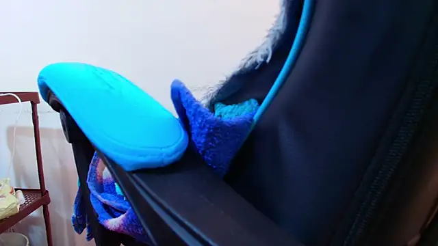 klylls squirt  online show from March 3, 2026, 7:32 pm