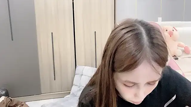 Snapshot of ANNA102 chatting on March 1, 2026, 7:19 am ANNA102 online show from March 1, 2026, 7:19 am