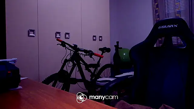 GodlyTheia online show from March 13, 2025, 10:15 am