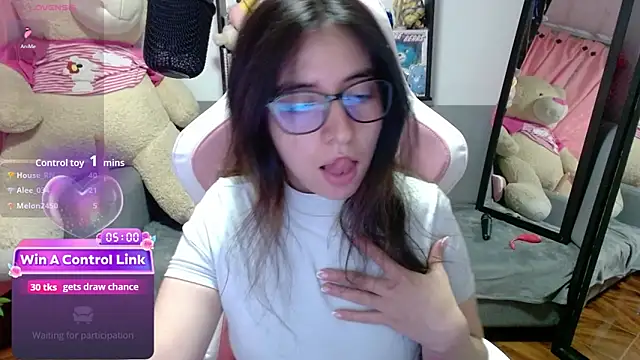 Snapshot of Maggie_Fox3 chatting on March 2, 2026, 5:08 am Maggie Fox3 online show from March 2, 2026, 5:08 am