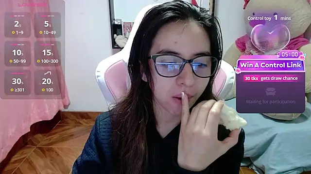 Snapshot of Maggie_Fox3 chatting on February 13, 2026, 1:27 am Maggie Fox3 online show from February 13, 2026, 1:27 am