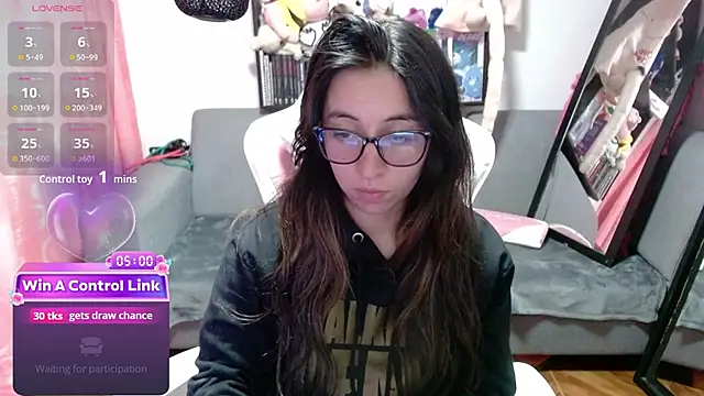 Maggie Fox3 online show from March 29, 2026, 1:18 am