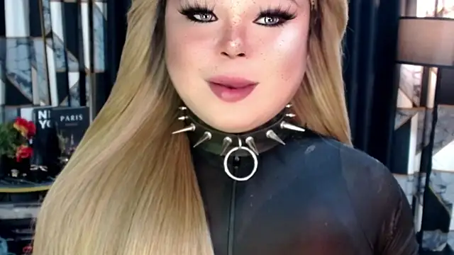 Snapshot of Mistress_DOMnicaaxx chatting on November 9, 2025, 12:20 pm Mistress DOMnicaaxx online show from November 9, 2025, 12:20 pm