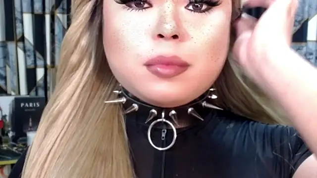 Snapshot of Mistress_DOMnicaaxx chatting on September 19, 2025, 11:20 pm Mistress DOMnicaaxx online show from September 19, 2025, 11:20 pm