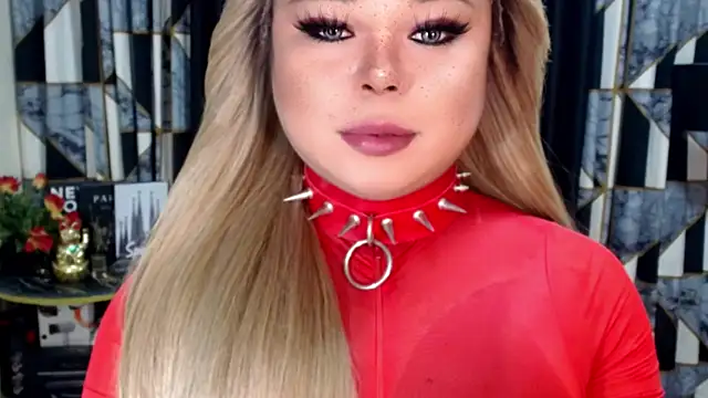 Snapshot of Mistress_DOMnicaaxx chatting on October 3, 2025, 12:47 am Mistress DOMnicaaxx online show from October 3, 2025, 12:47 am