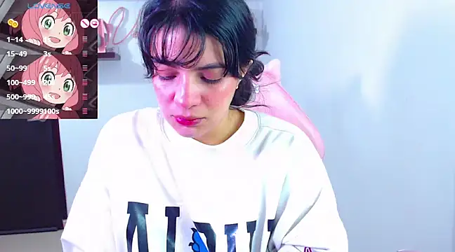 Snapshot of Vannessa__Shy chatting on March 22, 2025, 3:42 pm Vannessa Shy online show from March 22, 2025, 3:42 pm