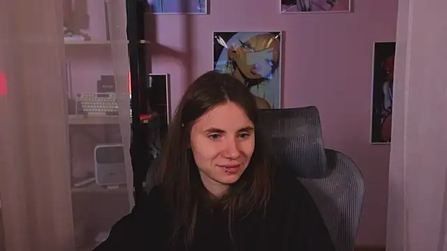  AnnaStark  online show from May 14, 2026, 8:39 pm