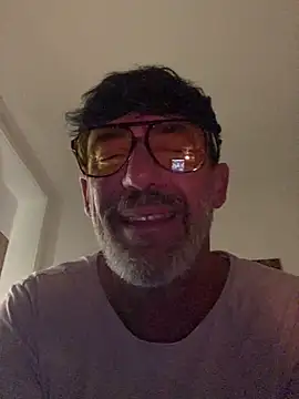 Snapshot of maxximere chatting on March 20, 2026, 11:39 pm maxximere online show from March 20, 2026, 11:39 pm