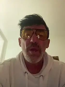 Snapshot of maxximere chatting on March 14, 2026, 11:00 pm maxximere online show from March 14, 2026, 11:00 pm