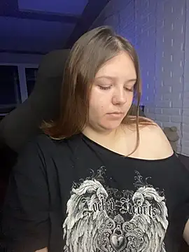 Snapshot of XNirvanaX chatting on October 29, 2025, 2:43 am XNirvanaX online show from October 29, 2025, 2:43 am